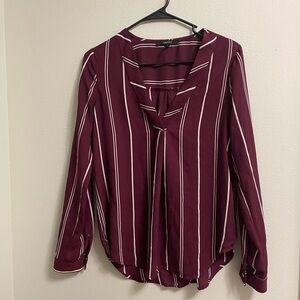 Loose burgundy striped blouse